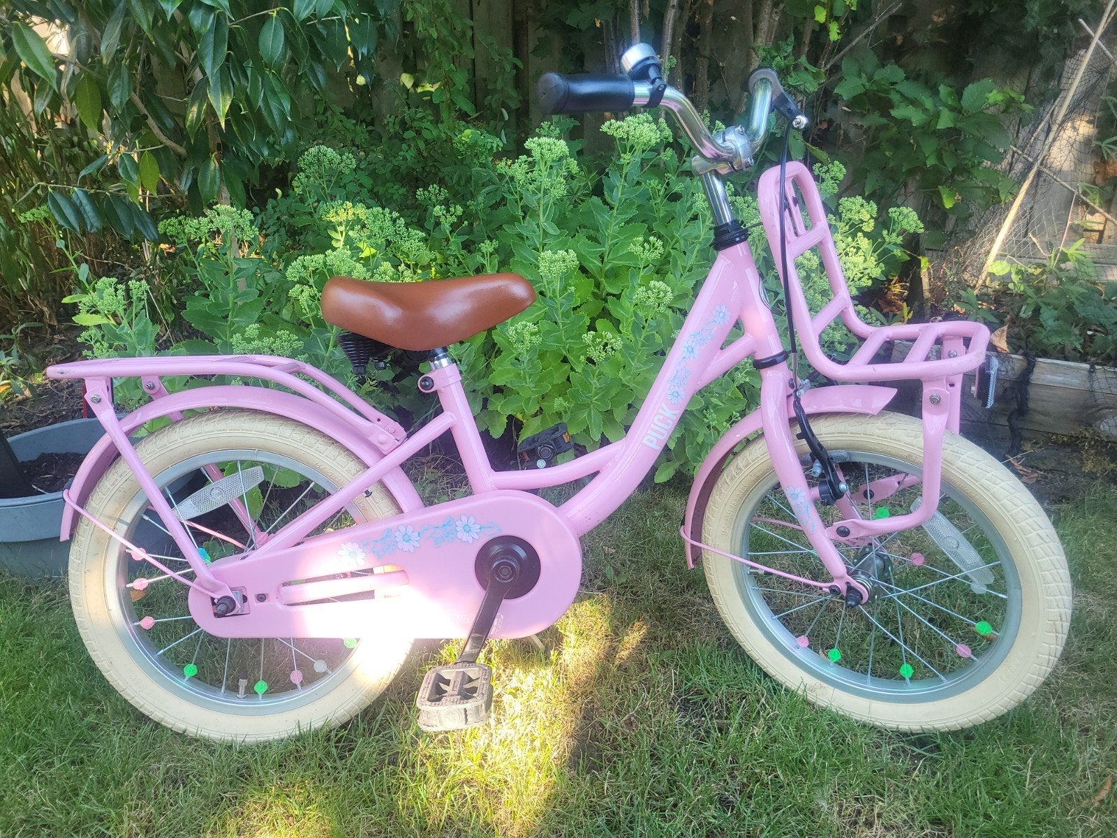 meisjesfiets Puck Nogan 16 inch roze, Ophalen, Terugtraprem, Zo goed als nieuw, 16 inch