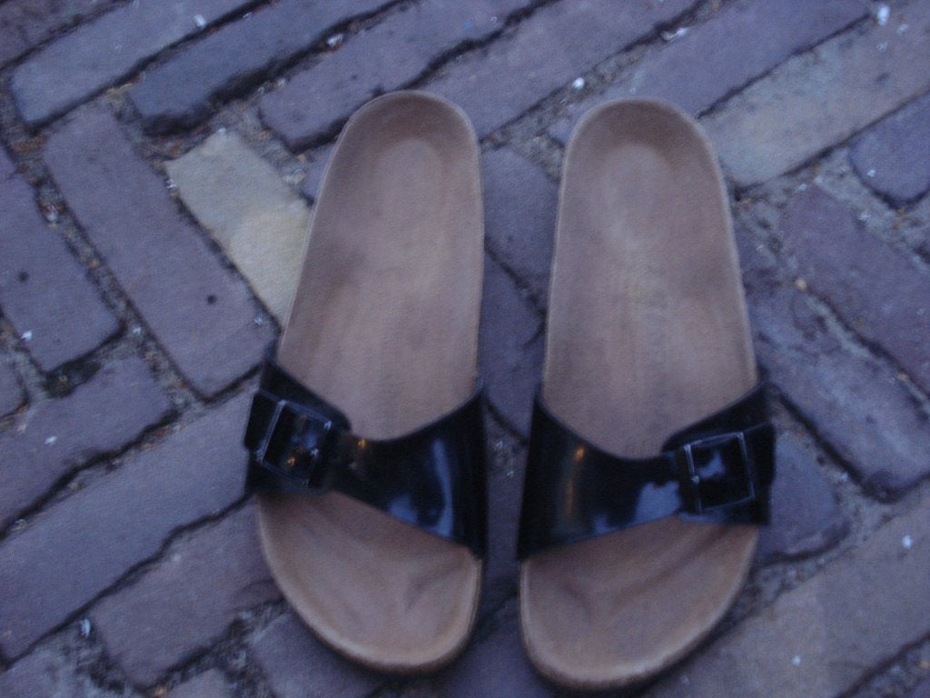 BIRKENSTOCK MADRID ZWART 42 GRATIS VERZENDING PER POST, Slippers, Verzenden, Zwart, Zo goed als nieuw