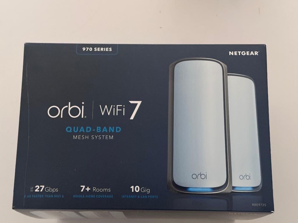 NETGEAR Orbi RBE972 - BE27000 - Quad-Band - 2-Pack - Wit, Ophalen of Verzenden, Zo goed als nieuw, Router, NETGEAR
