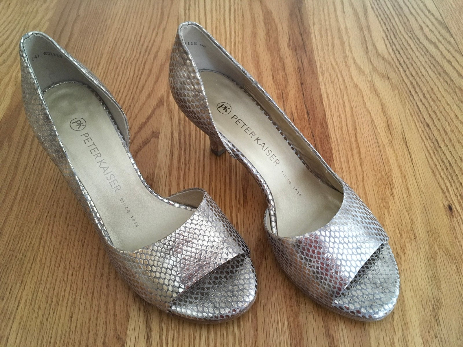 Te koop splinternieuwe pumps van Peter Kaiser maat 37, Pumps, Overige kleuren, Nieuw, Ophalen of Verzenden