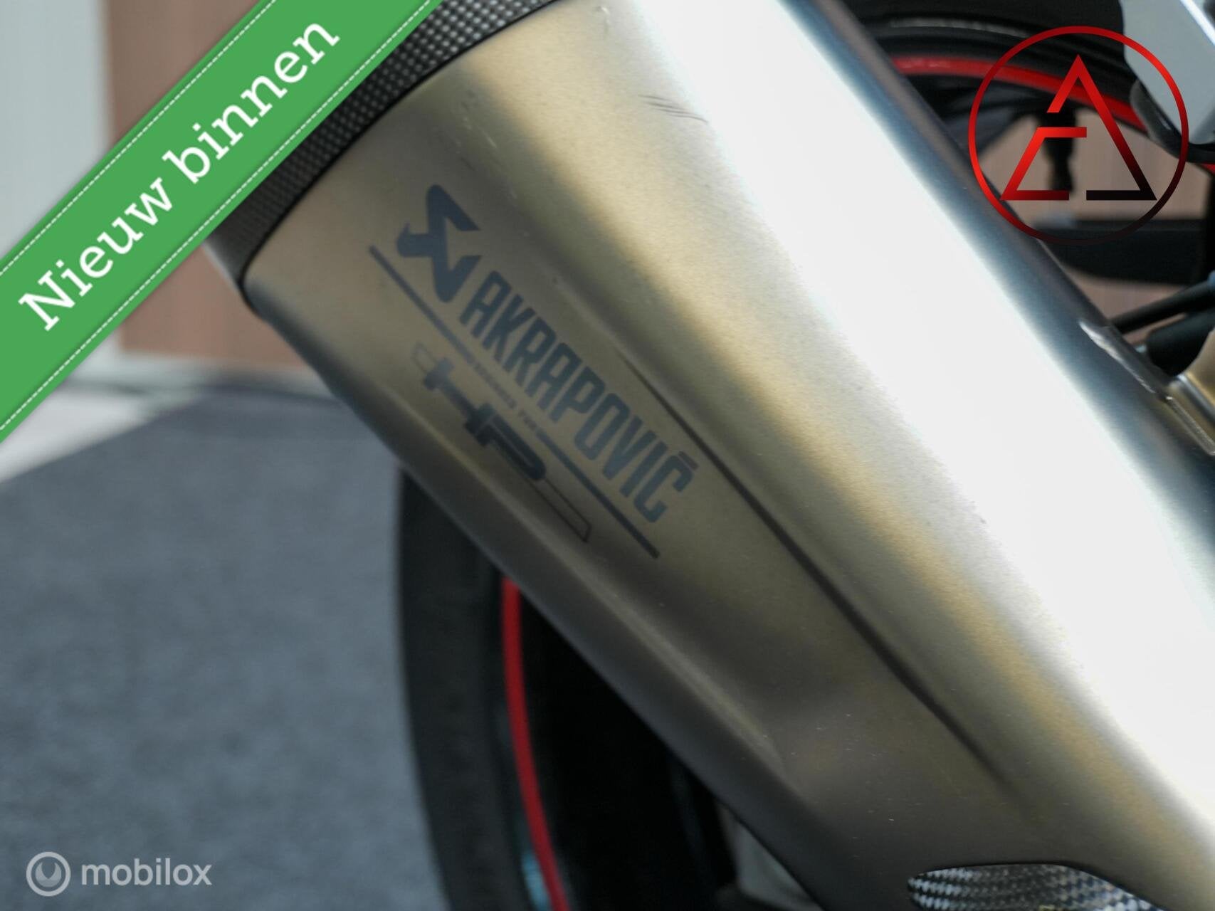 BMW S1000R 2018 | 165pk + Akrapovic | 26.302 km, Bedrijf, Meer dan 35 kW, Toermotor, 999 cc