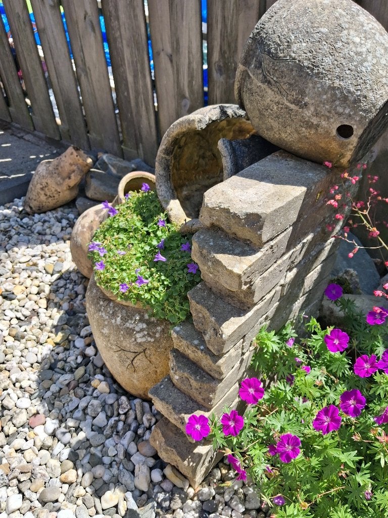 Kruiken ornament zonder stromend water., Ophalen, Gebruikt, Steen, Overige typen