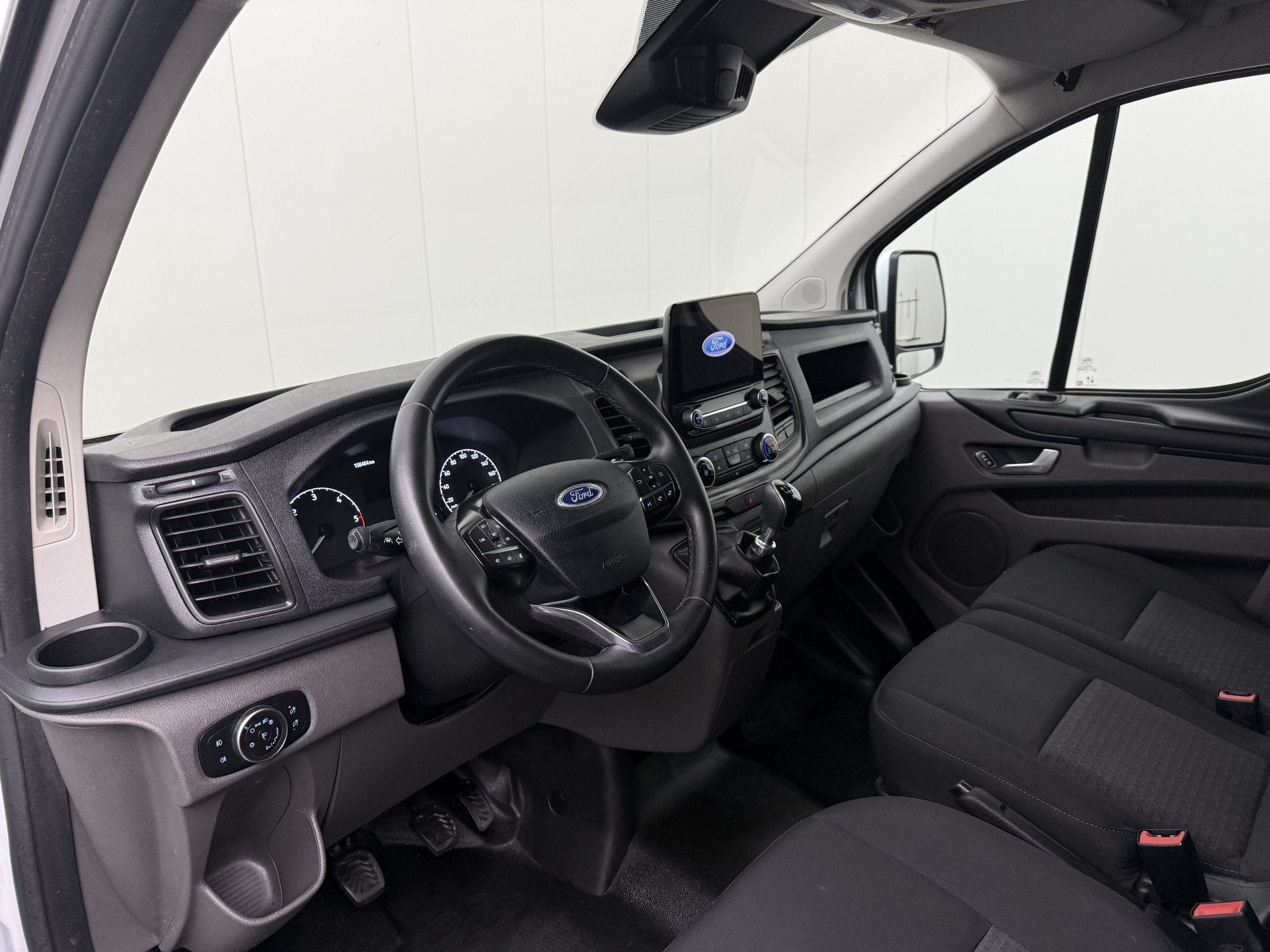 Ford Transit Custom 2.0TDCi 130PK L1H2 | Imperiaal | Multime, Voorwielaandrijving, 1987 kg, Stof, Gebruikt