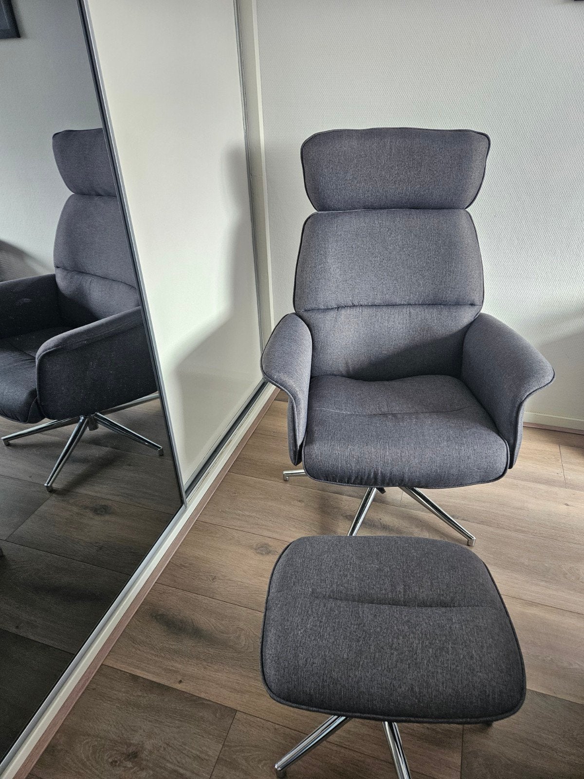 Relaxfauteuil Corsas met voetenbank - bijv voor kinderkamer, Ophalen, Modern, Comfortabel, Gebruikt, 75 tot 100 cm