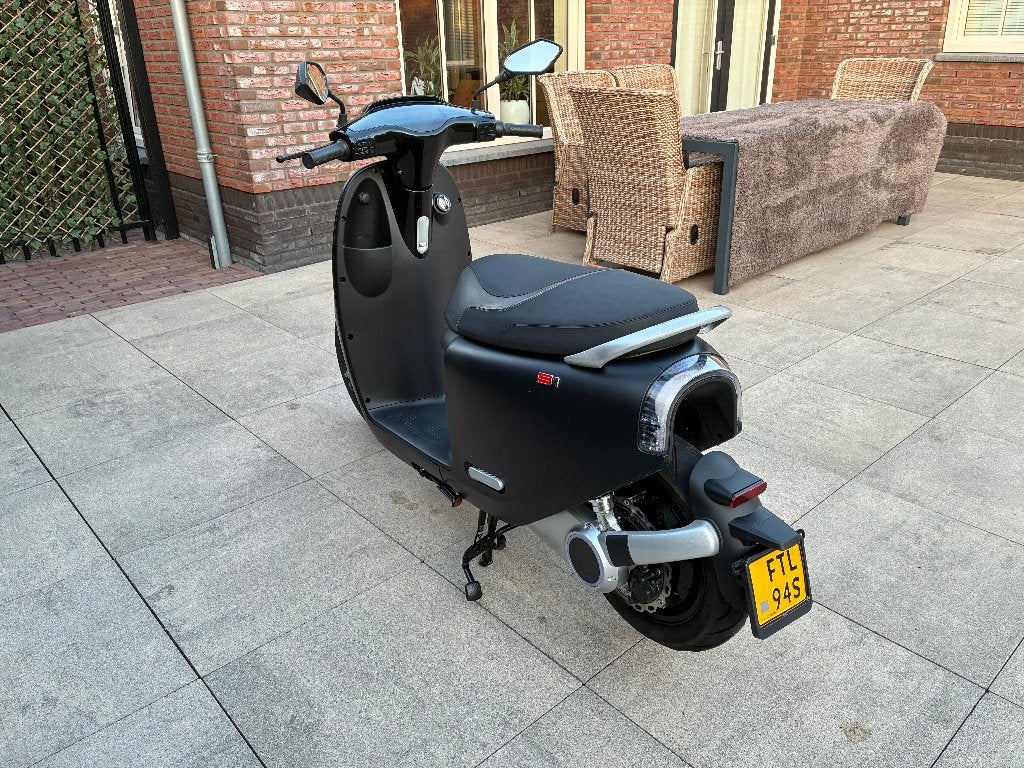 Foto 6 van LA Souris  S1 Scooter BJ 2025 zonderAccu Loop of Sloop€550