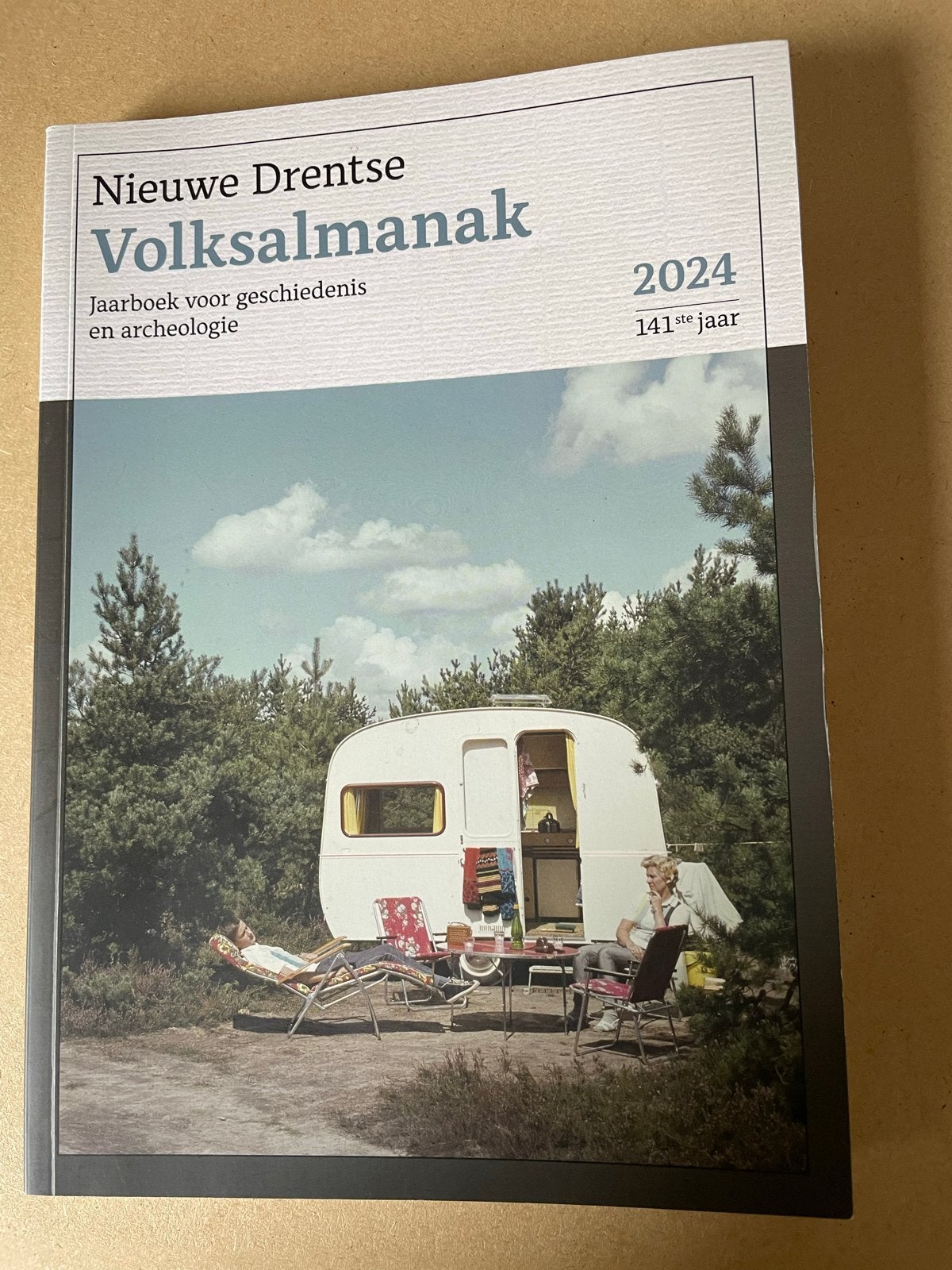 Nieuwe Drentse Volksalmanak 2024, Boeken, Ophalen of Verzenden, 20e eeuw of later, Gelezen