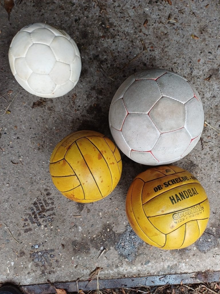 Voetbal en handballen, Maat XS of kleiner, Ophalen of Verzenden, Bal