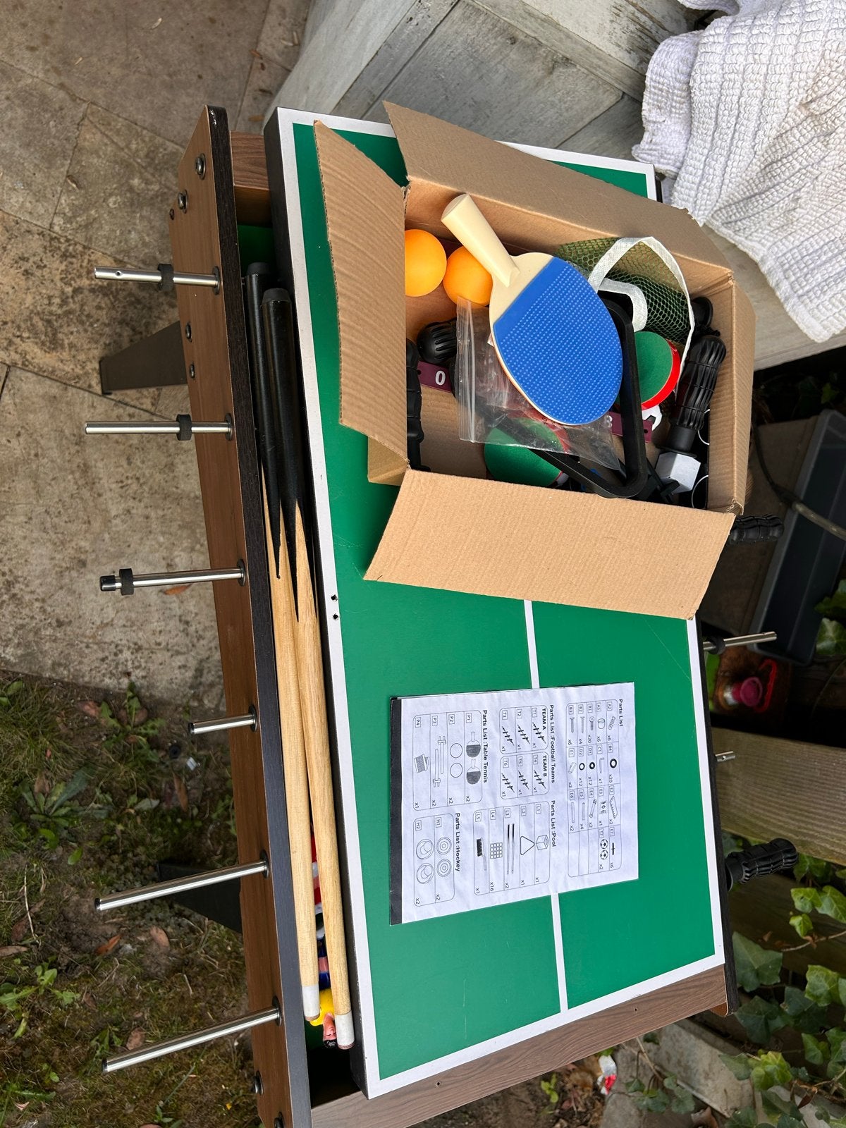 Gloednieuwe 4-in-1 speeltafel voor kinderen - Power Play, Kinderen en Baby's, Speelgoed | Speeltafels, Ophalen of Verzenden, Zo goed als nieuw