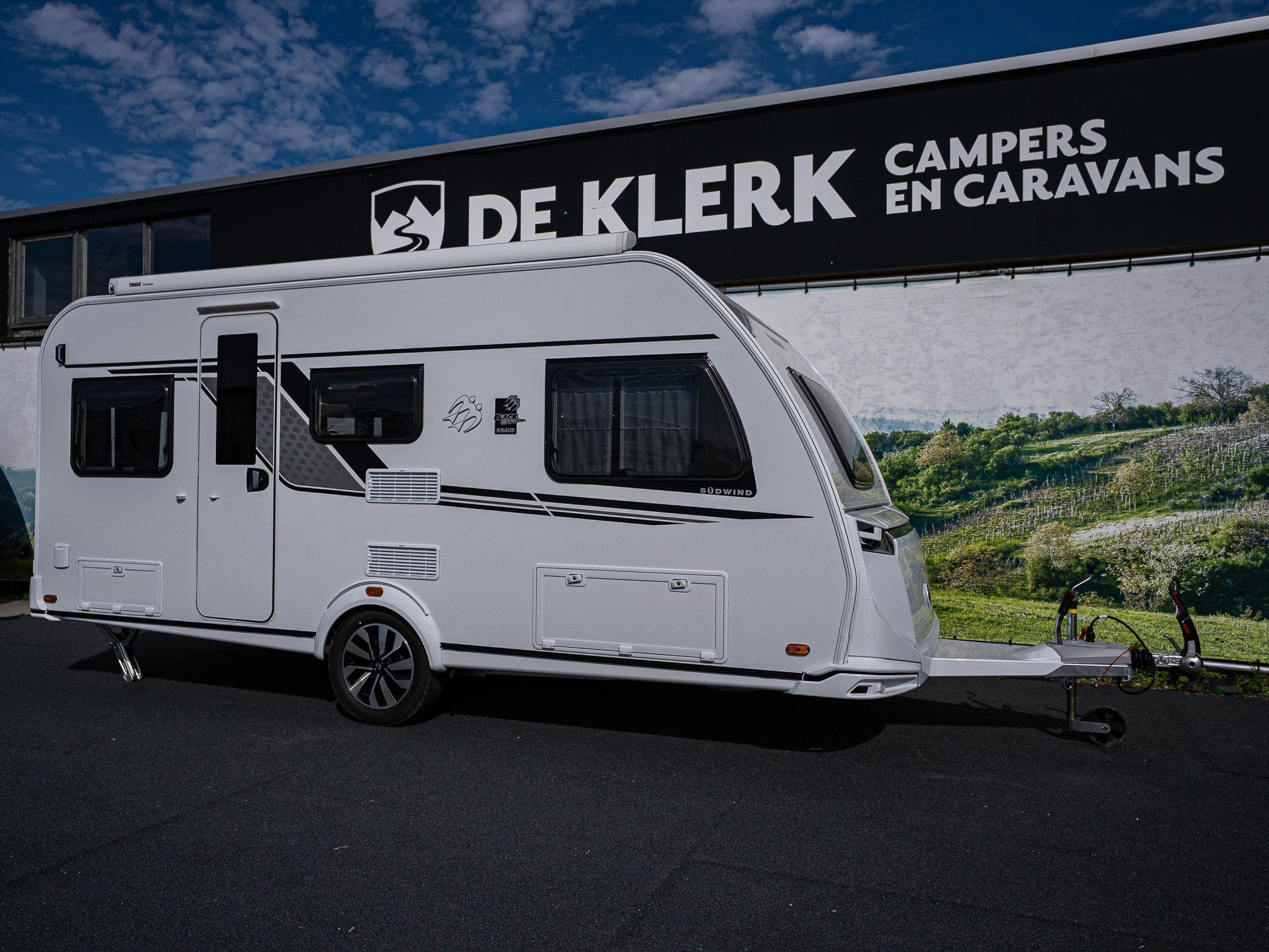 Knaus SUDWIND 460 EU Black Selection / 50% Deals (bj 2027), Bedrijf, Tot en met 3, Info@deklerkcaravans.nl, 6 tot 7 meter