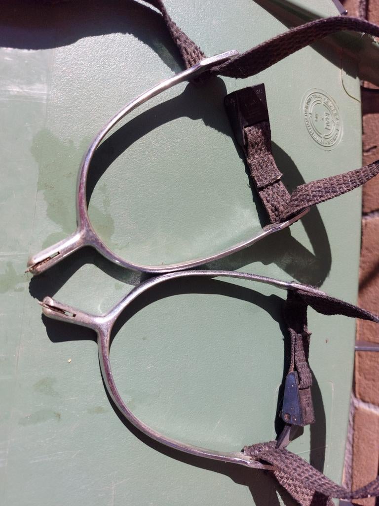 Sporen met kleine wieltjes + nieuwe spoorbeschermers, Dieren en Toebehoren, Paarden en Pony's | Overige Paardenspullen, Ophalen of Verzenden