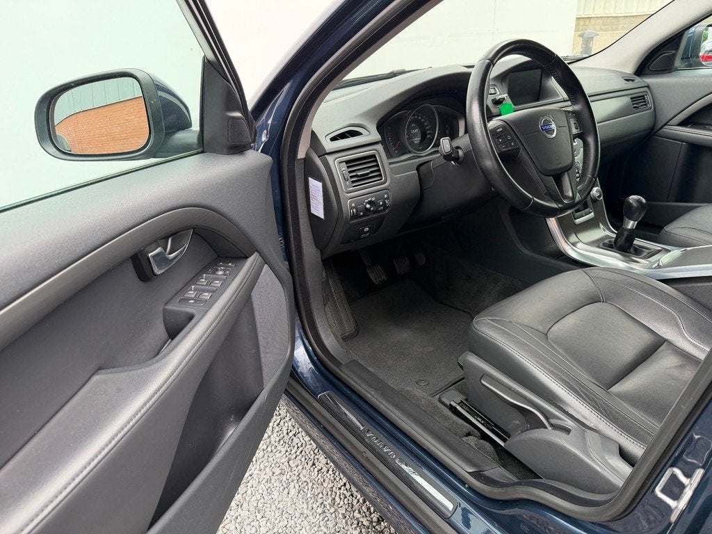 Volvo V70 2.0 D3 Summum | 5 Cilinder |, Auto's, Volvo, Voorwielaandrijving, Euro 5, 136 pk, Gebruikt