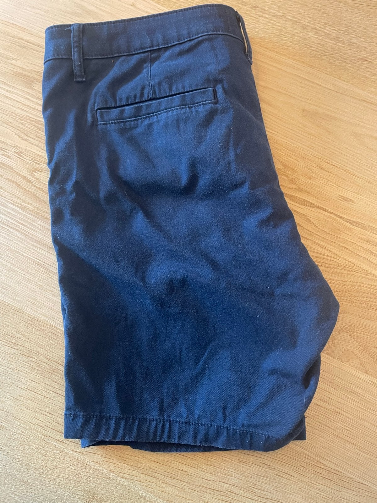 ASOS DESIGN marineblauwe korte broek, maat 36, Ophalen of Verzenden, Zo goed als nieuw, Overige maten, Blauw
