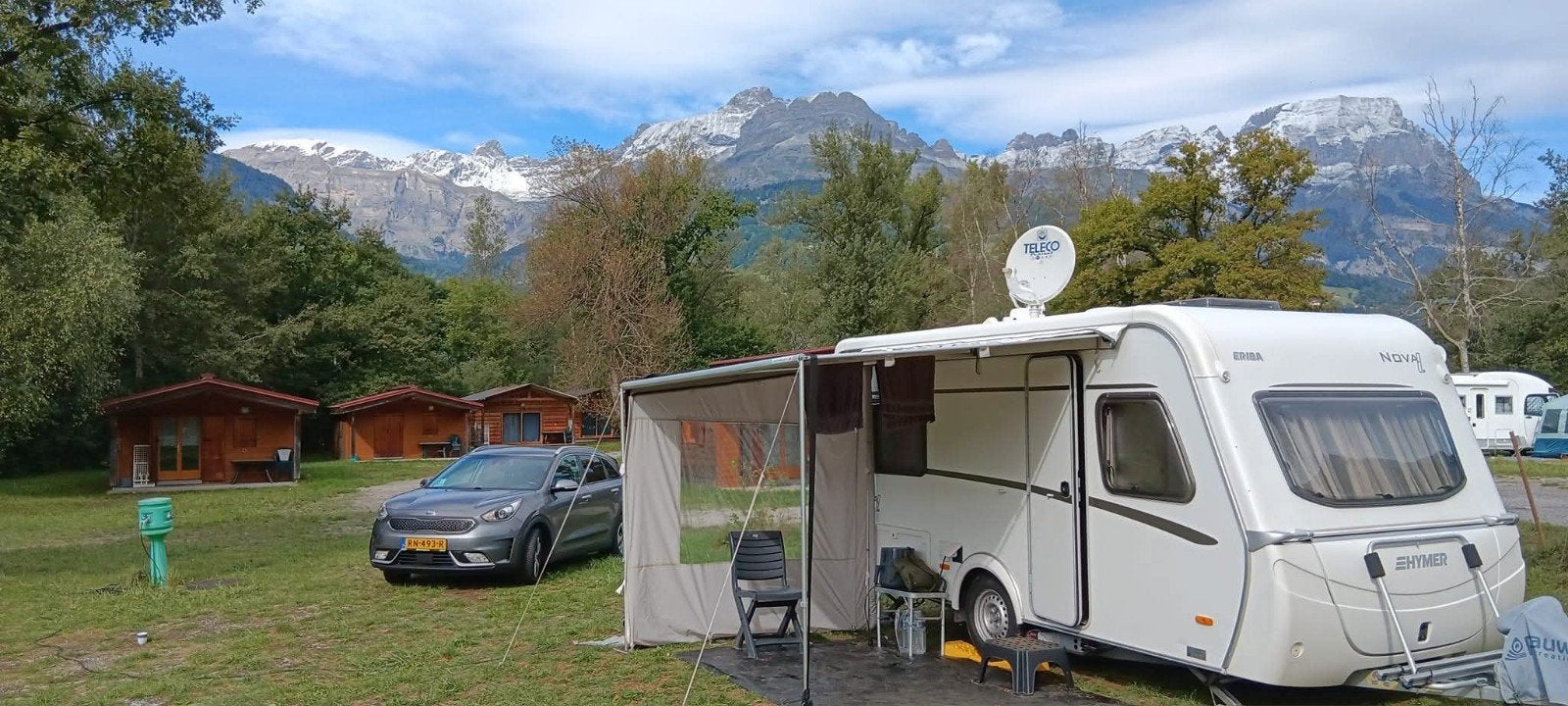 Eriba 465 Nova light  uit 2017 met schotel/voortent/mover, Caravans en Kamperen, Frans bed, Treinzit, Tot en met 3, Particulier