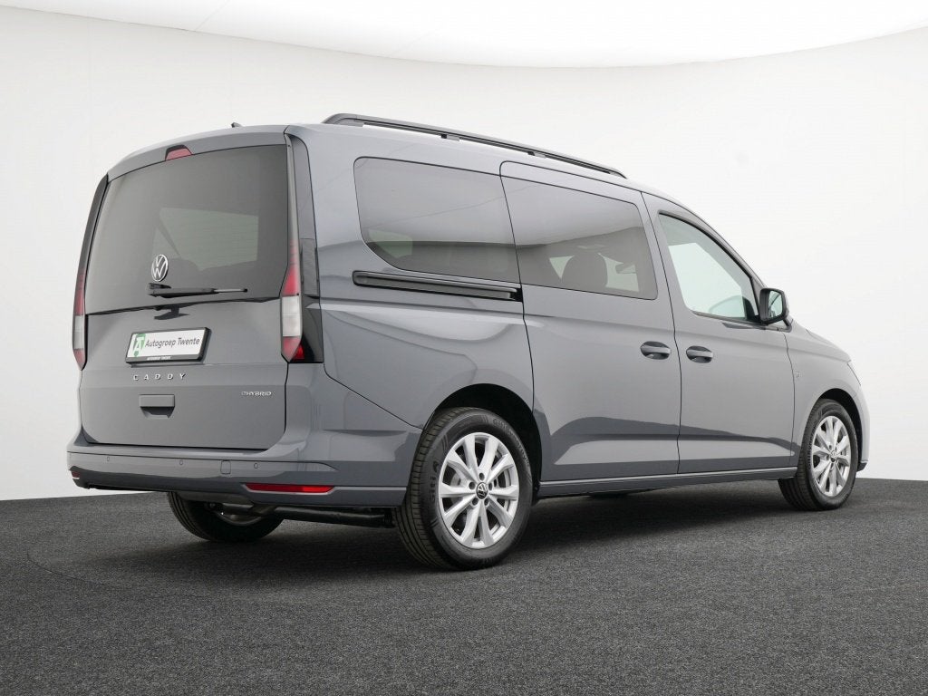 Volkswagen Caddy Maxi 1.5 TSI Hybride Life | 7-zits | ACC |, Auto's, Volkswagen, Stof, Zwart, 4 cilinders, Plug-in hybride