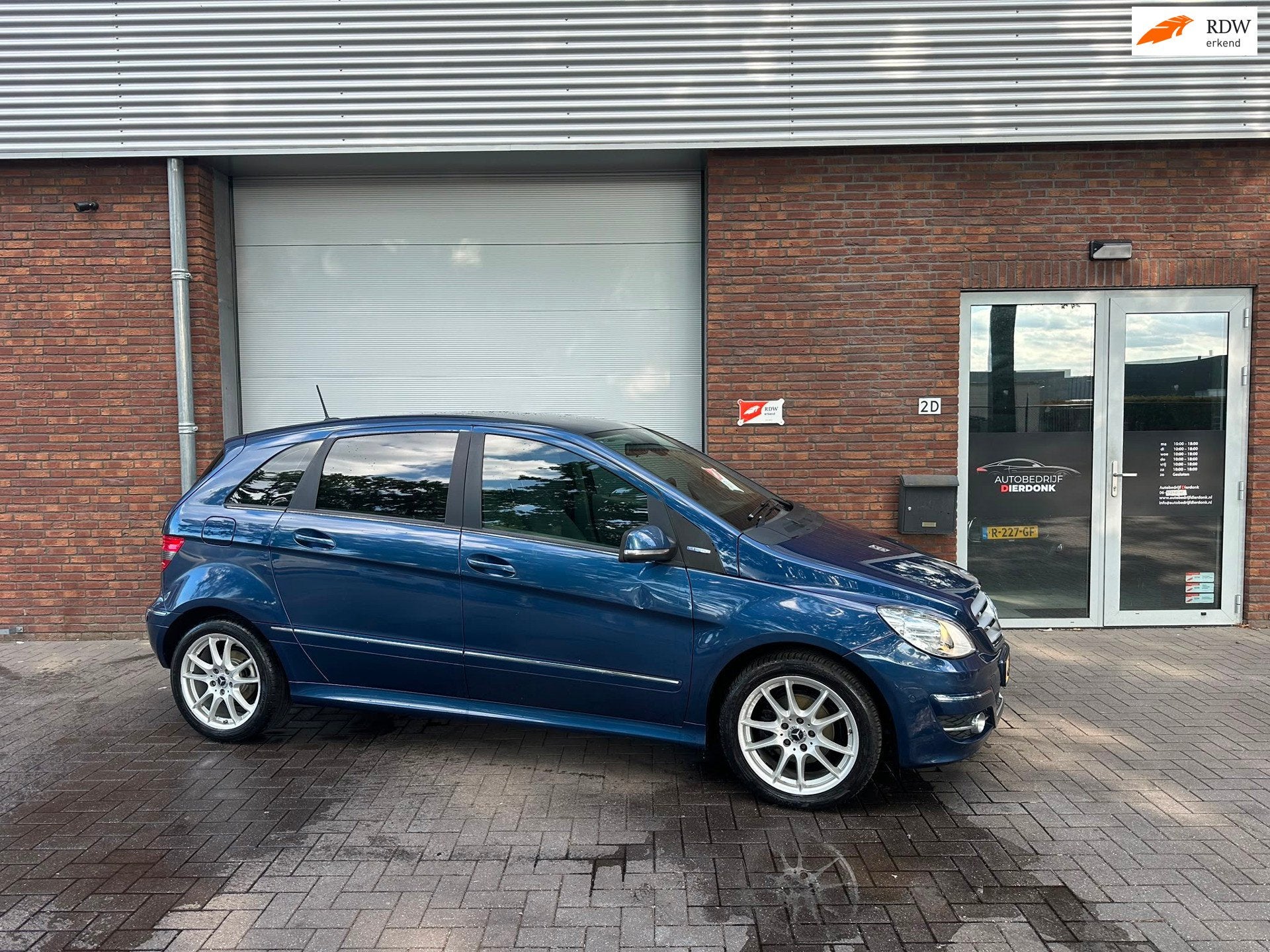 Mercedes-Benz B-klasse 160 BlueEFFICIENCY|NIEUWE APK|AIRCO, Voorwielaandrijving, Euro 5, Blauw, Origineel Nederlands