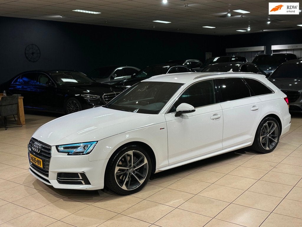 Audi A4 Avant 2.0 TFSI ultra S-LINE/VIRTUAL/KEYLESS/LEDER/AU, Auto's, Audi, Gebruikt, 1984 cc, 1435 kg, Wit