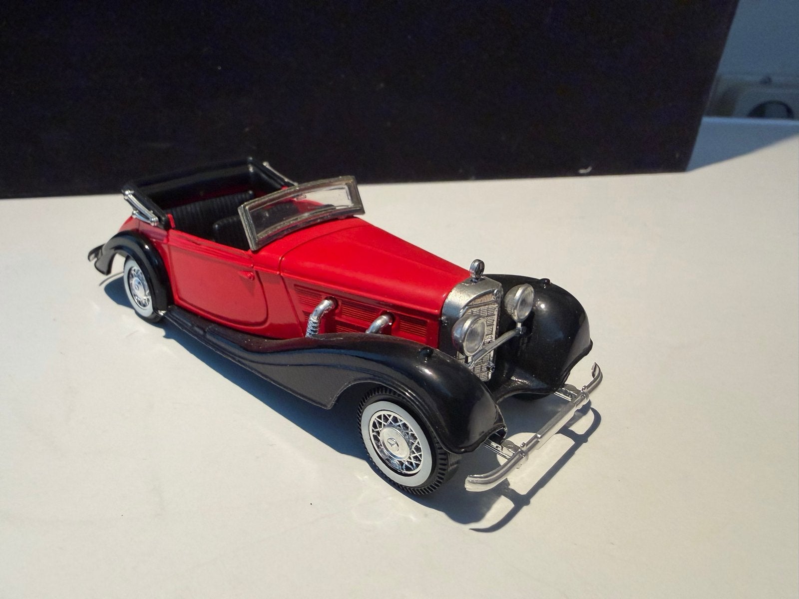 Solido Mercedes-Benz 500K Roadster - Rood/Zwart, Ophalen of Verzenden, Zo goed als nieuw, Auto, Solido