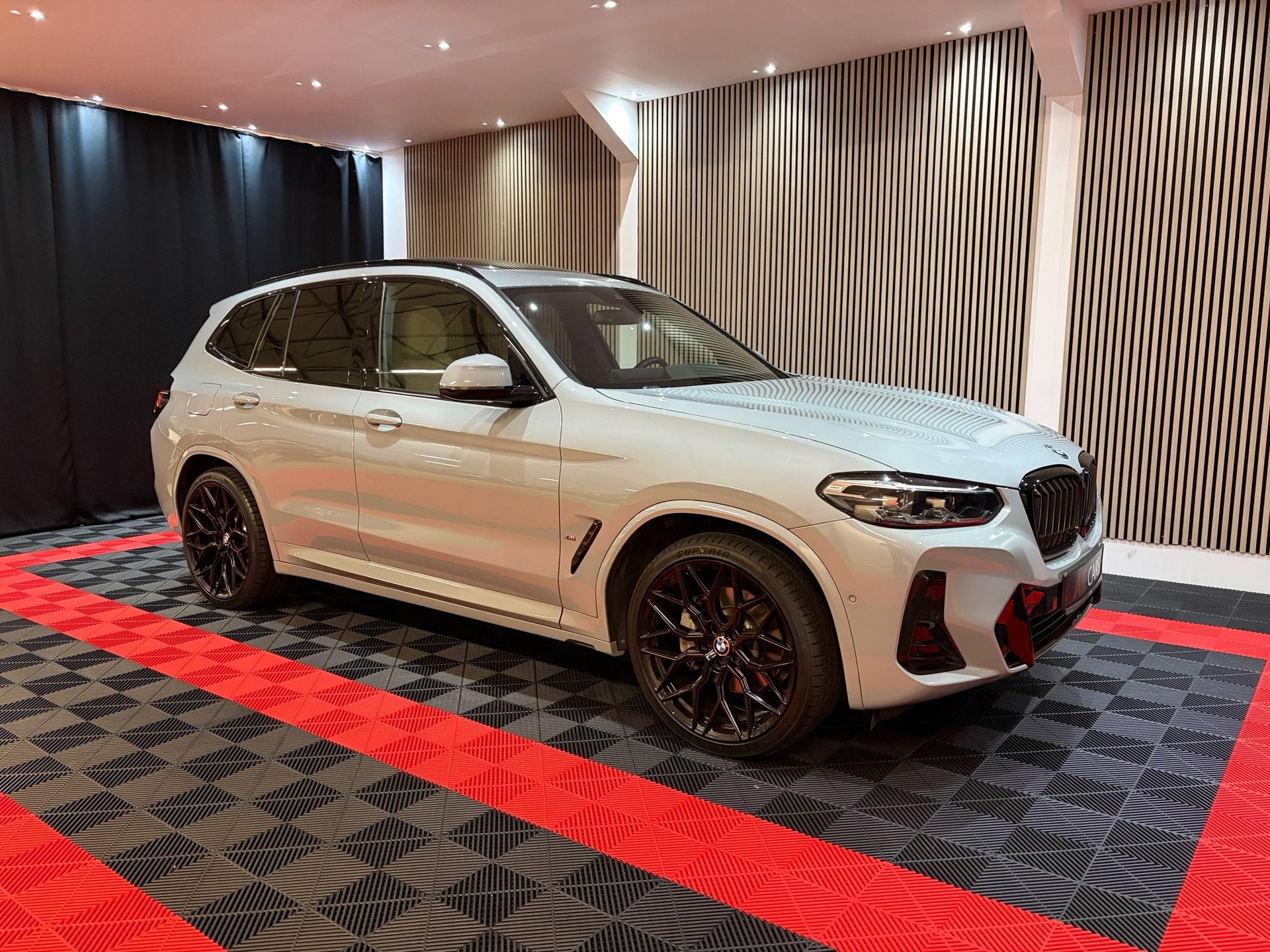 BMW X3 XDrive30e High Executive M-Sport Leder/Pano/Headup/21, Auto's, BMW, Gebruikt, Adaptive Cruise Control, Bedrijf, Vierwielaandrijving