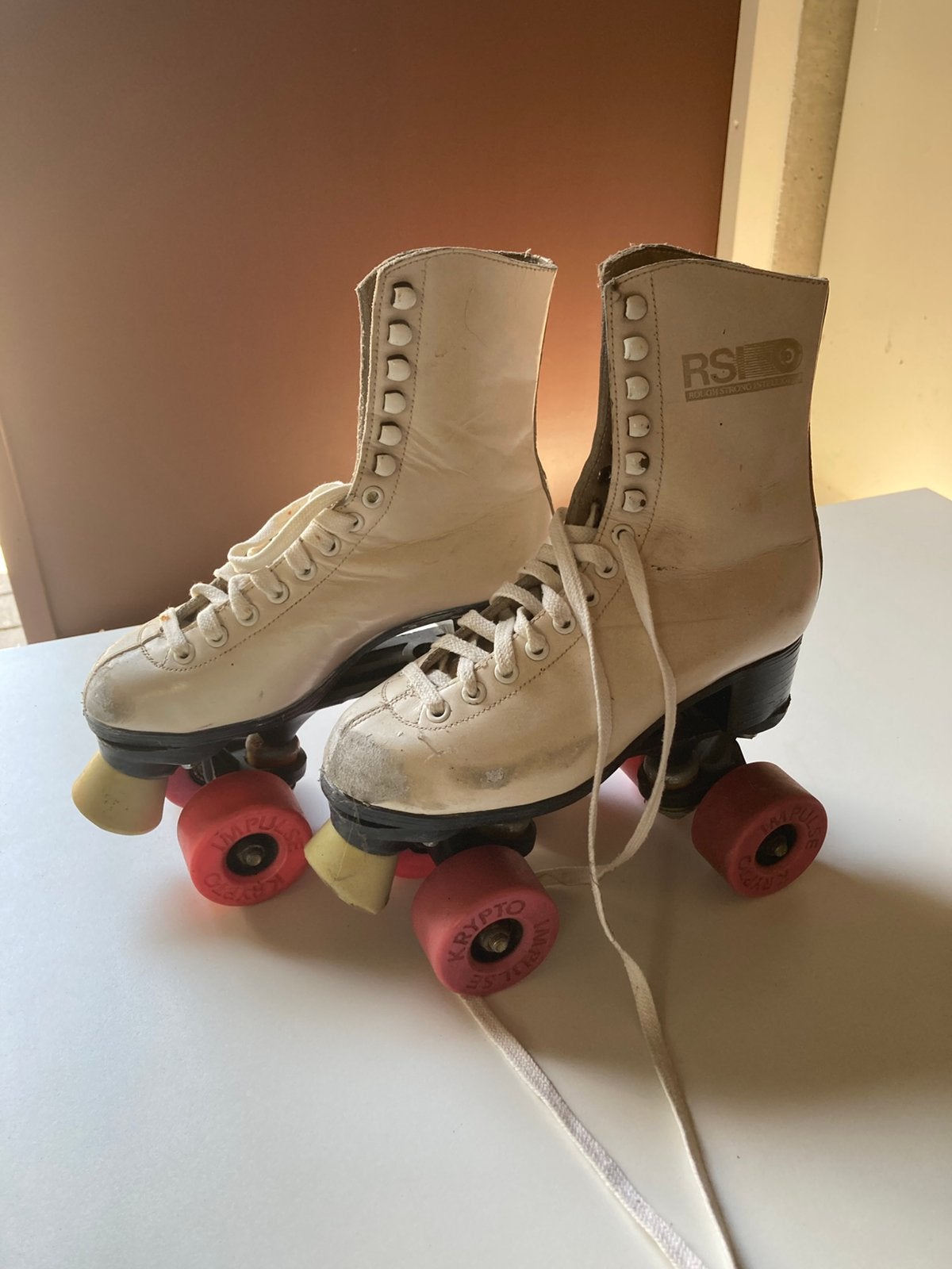 Variflex lederen / leren rolschaatsen roller skates wit mt36, Ophalen, Gebruikt, Kinderen