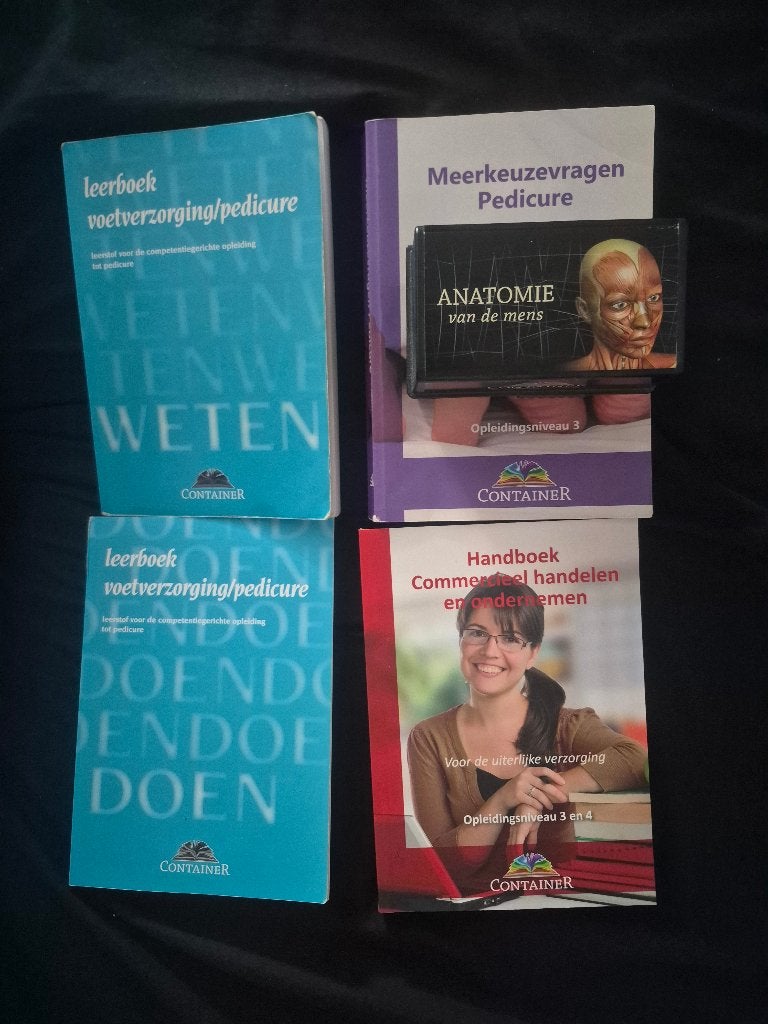 Pedicure Boeken, Ophalen of Verzenden, Zo goed als nieuw, Overige niveaus, Overige vakken