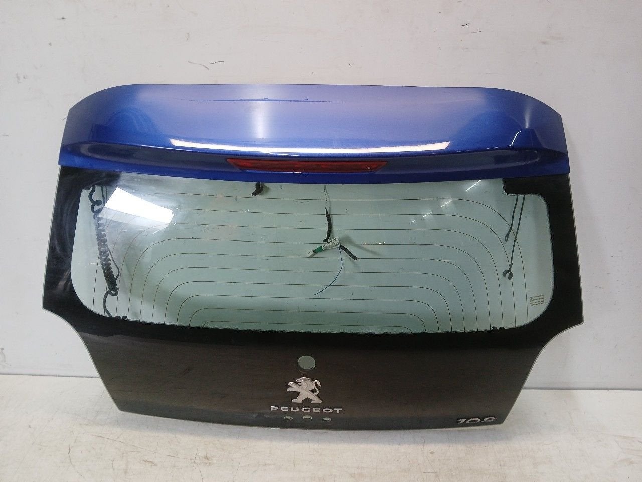 Achterklep Peugeot 108, Onderdelen@venauto.nl, Van der Ven Autorecycling B.V., Gebruikt, Ettenseweg 76, 4706 PB Roosendaal, The Netherlands