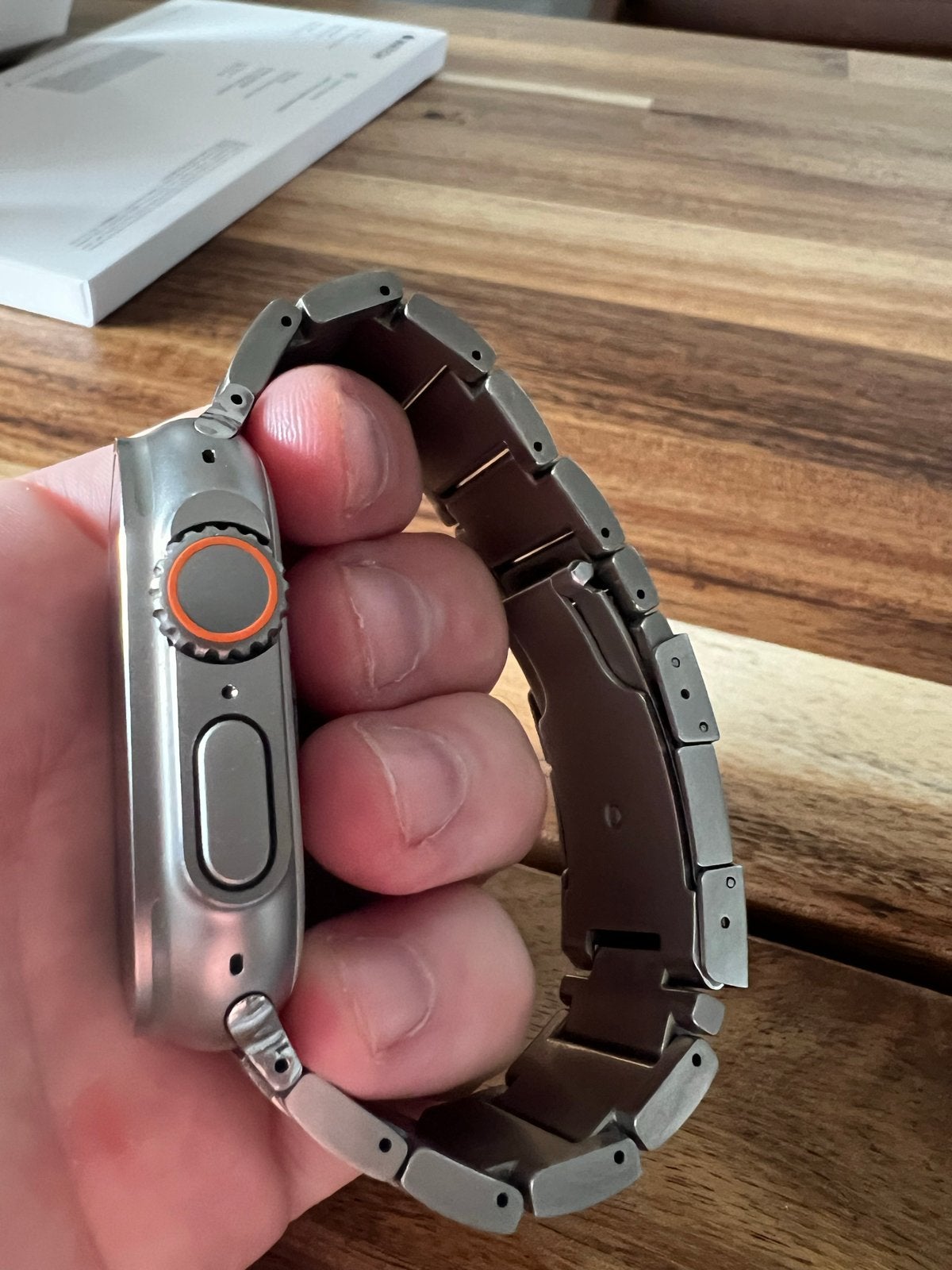 Foto 4 van Apple Watch Ultra 2 Titanium 49mm GPS + cellular A2986