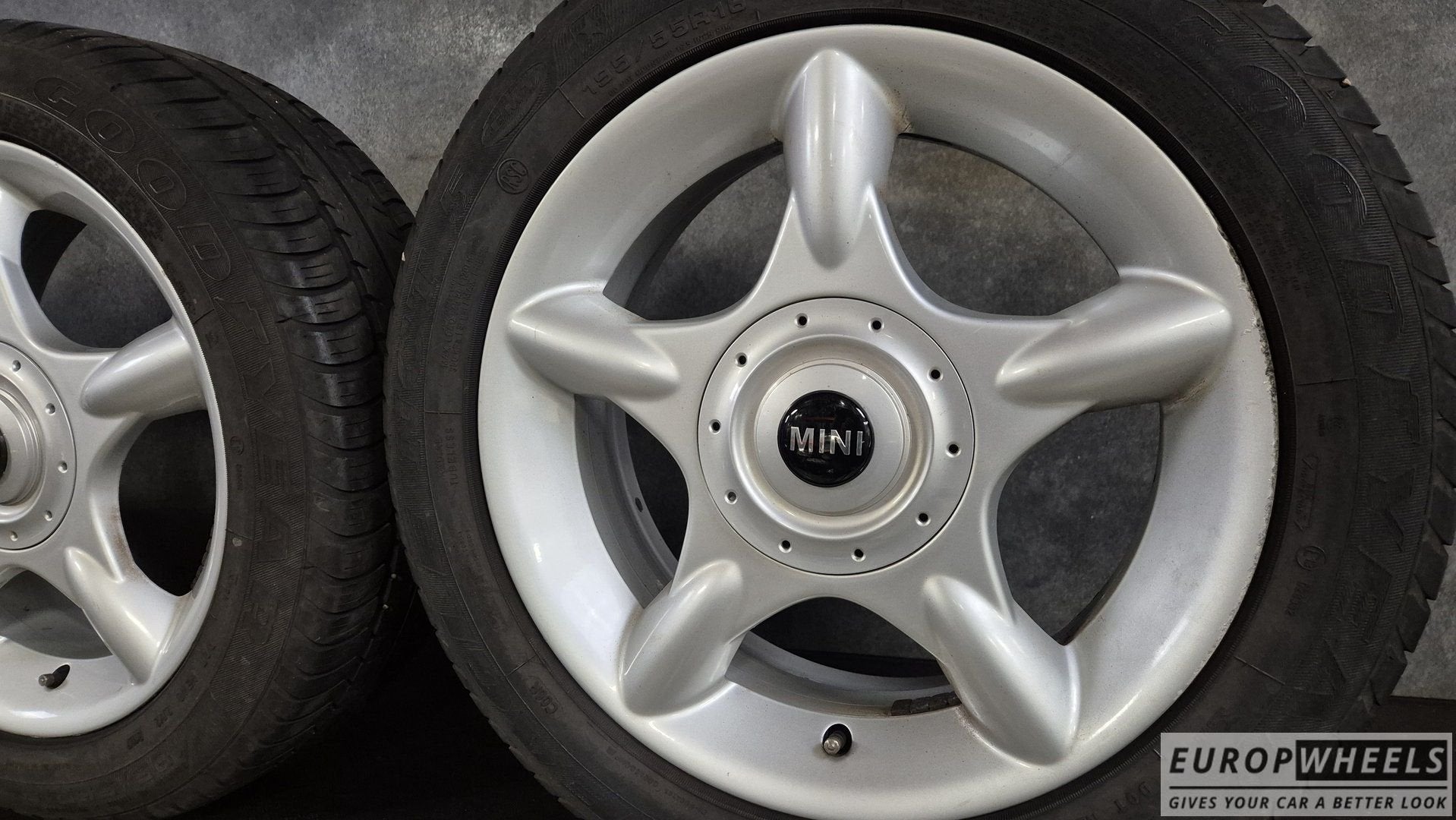 16 inch Mini Cooper One Clubman R55 R56 R50 Zomerbanden, Auto-onderdelen, Banden en Velgen, Gebruikt, -, Banden en Velgen, Ophalen of Verzenden