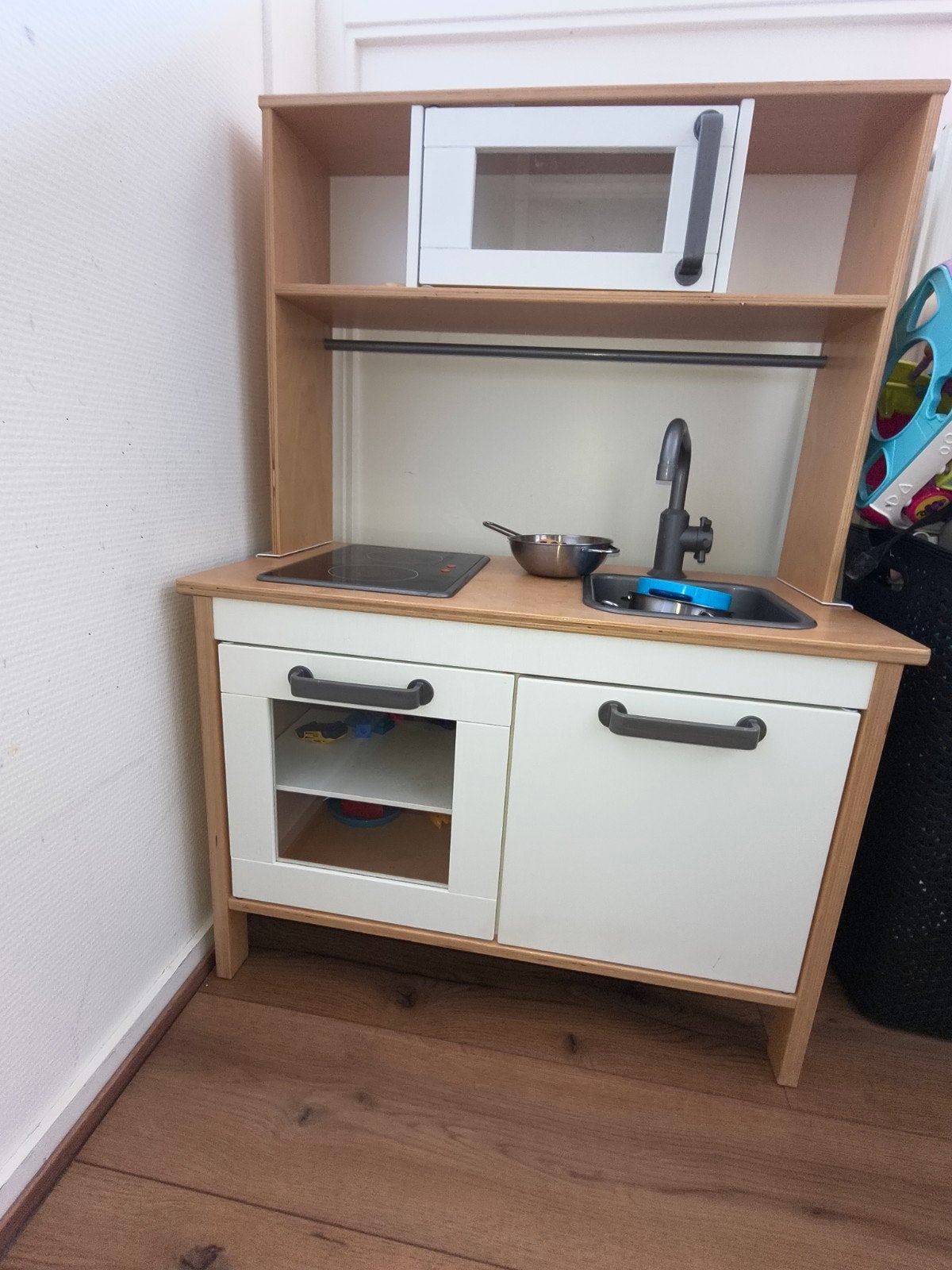 Ikea keuken, Ophalen