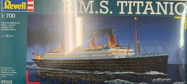 Coelianmodels, Revell 05210, R.M.S. Titanic, 1/700, € 29,99, Hobby en Vrije tijd, Ophalen of Verzenden, Nieuw, 1:200 of kleiner
