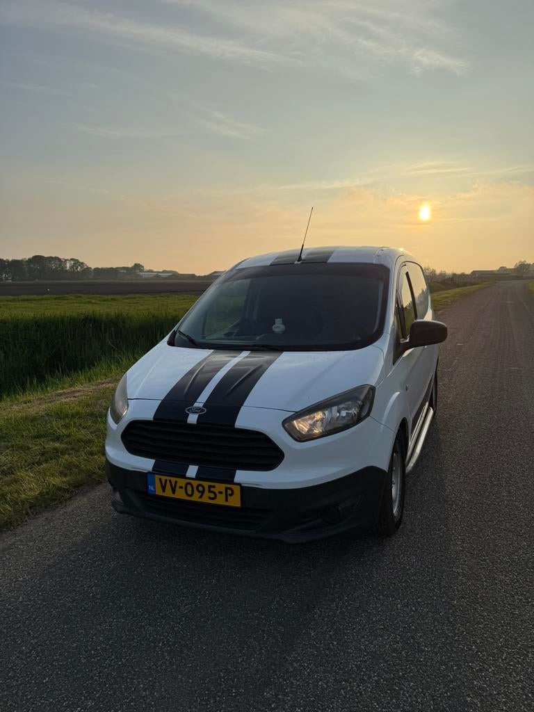 Ford Transit Courier 1.5 Tdci 55KW 2016 (Marge), Voorwielaandrijving, Euro 5, Stof, 74 pk