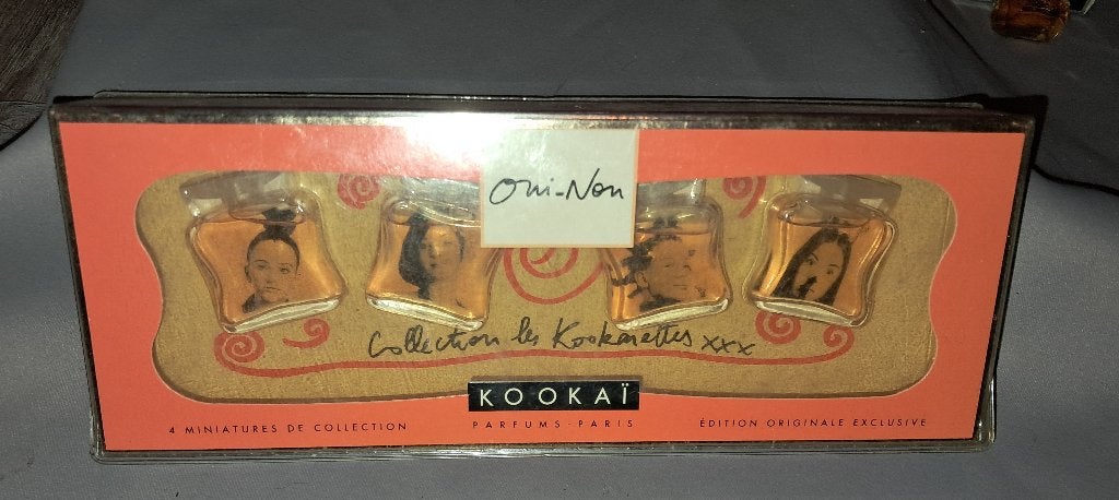 luxe parfum miniatuur set van Kookai Oui non, Verzamelen, Ophalen of Verzenden, Zo goed als nieuw, Miniatuur, Gevuld