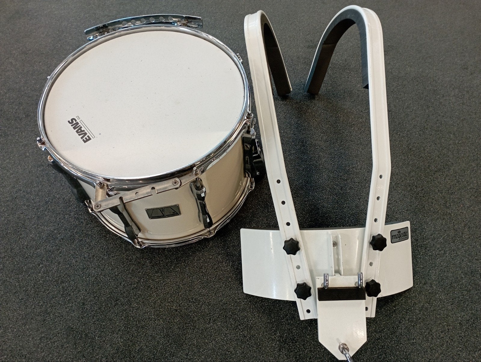 Majestic Snaardrum met Harnas, Ophalen of Verzenden, Gebruikt, Trommel