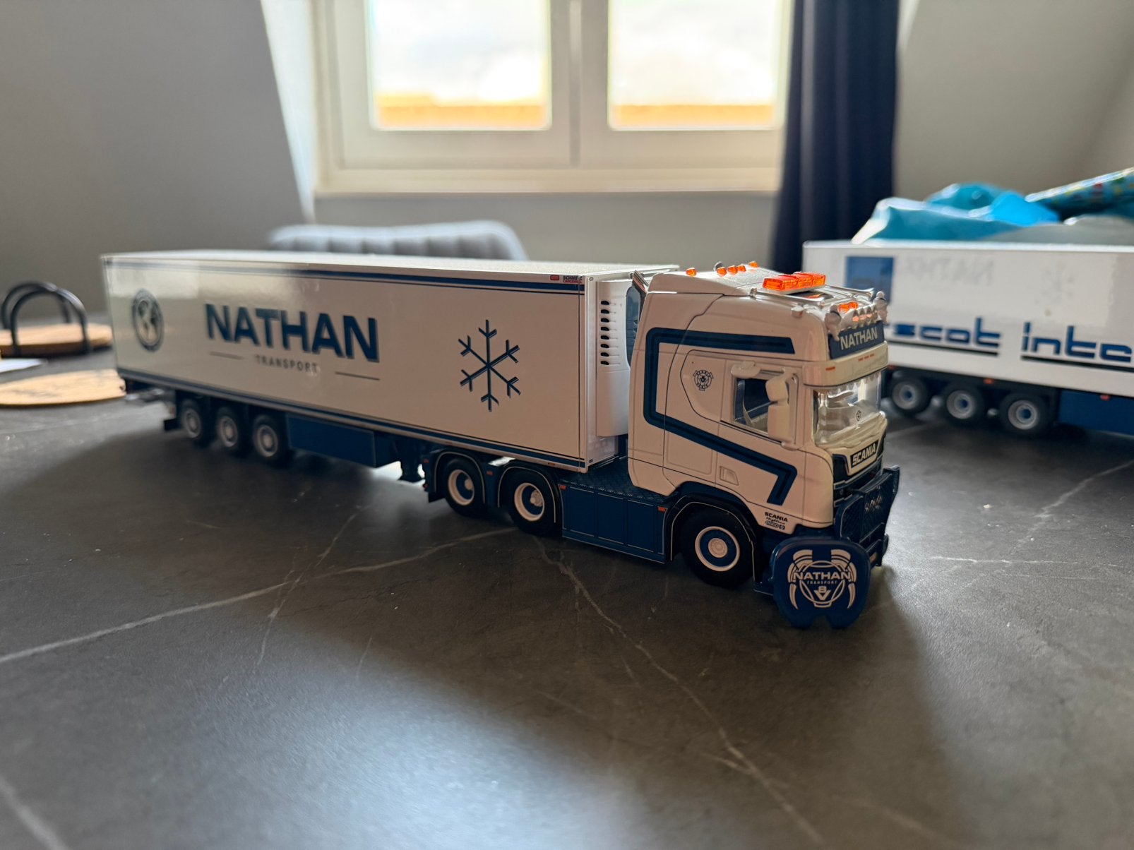 Wsi scania Nathan, Hobby en Vrije tijd, Modelauto's | 1:50, Ophalen of Verzenden, Zo goed als nieuw, Bus of Vrachtwagen, Wsi