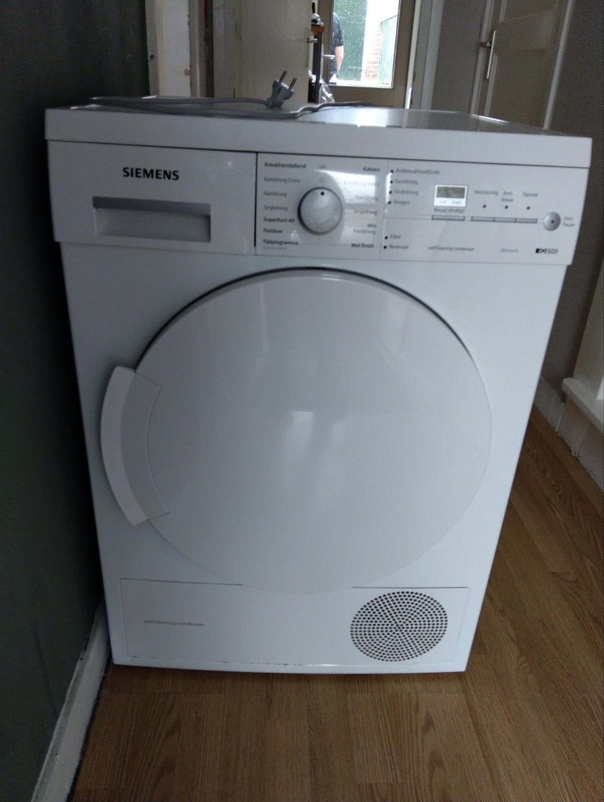 Siemens iQ500 Waterpompdroger - Zo goed als nieuw, Witgoed en Apparatuur, Ophalen, 6 tot 8 kg, Anti-kreukfase, Zo goed als nieuw
