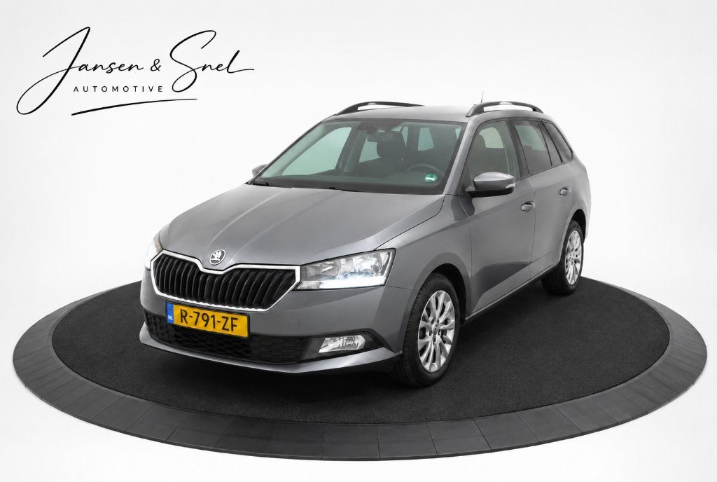 Skoda Fabia Combi 1.0 TSI Apple Carplay Greentech 95pk 2023, Auto's, Voorwielaandrijving, 95 pk, 1036 kg, 49 €/maand