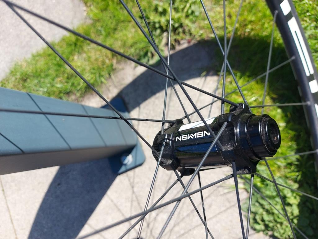Newman Evolution SL Aluminium Voorwiel Racefiets, Fietsen en Brommers, Fietsonderdelen, Zo goed als nieuw, Newman, Aluminium, Racefiets