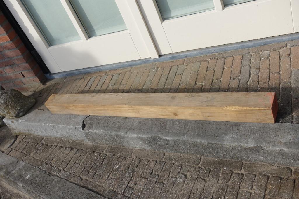 ongebruikte vuren houten paal met punt, Ophalen, Nieuw, Minder dan 180 cm, Palen