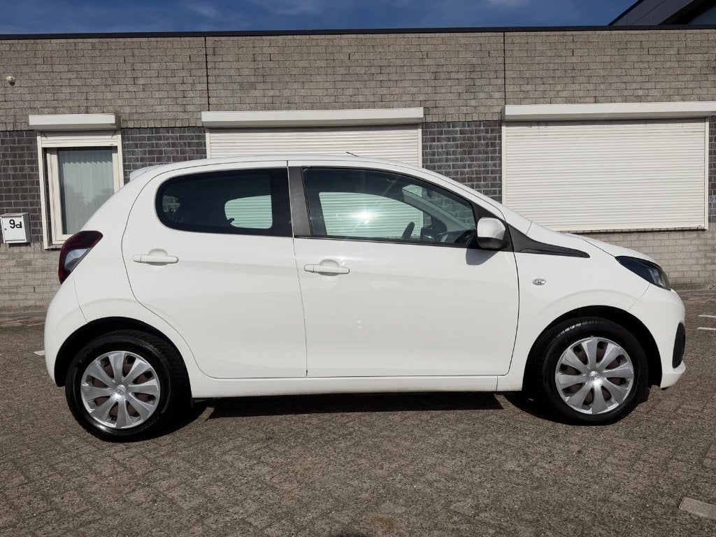 Peugeot 108 1.0 – 2016 – 158.000 km –Airco  4-seizoensbanden, Voorwielaandrijving, Dealer onderhouden, Stof, Zwart