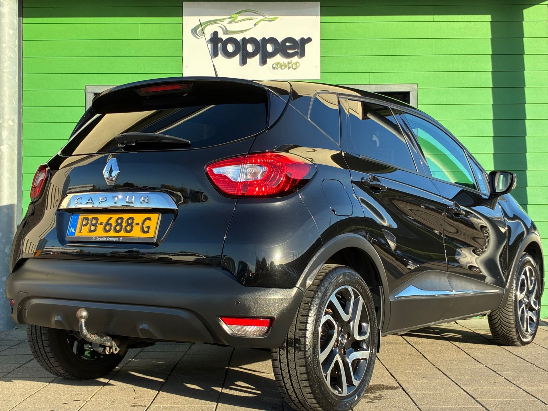 Renault Captur 1.2 TCe Dynamique|2e Eigenaar|Camera|Navigati, Voorwielaandrijving, Dealer onderhouden, Gebruikt, 4 cilinders
