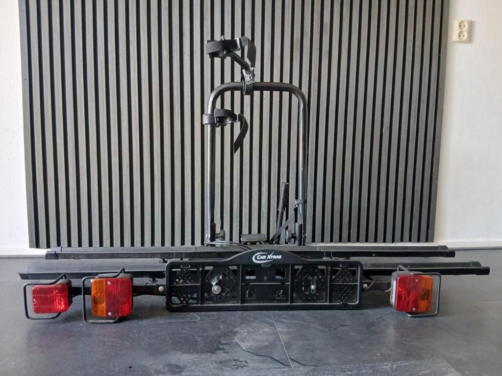 Zgan Car Xtras Compact 2 fietsendrager met universele aansl., Ophalen, 2 fietsen, Zo goed als nieuw, Trekhaakdrager
