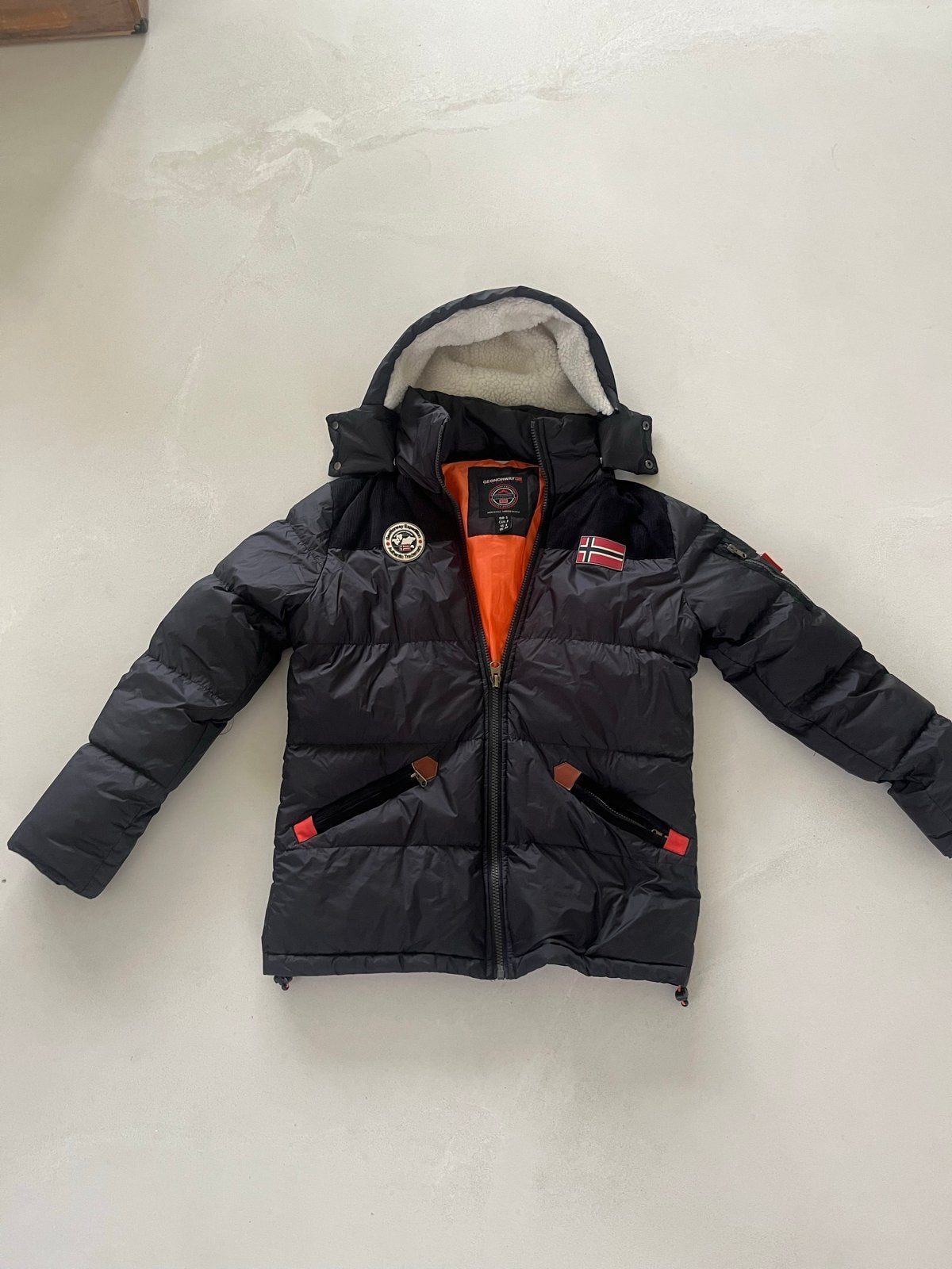 Geonorway Expedition winterjas maat S, Ophalen, Zo goed als nieuw, Maat 46 (S) of kleiner, Zwart