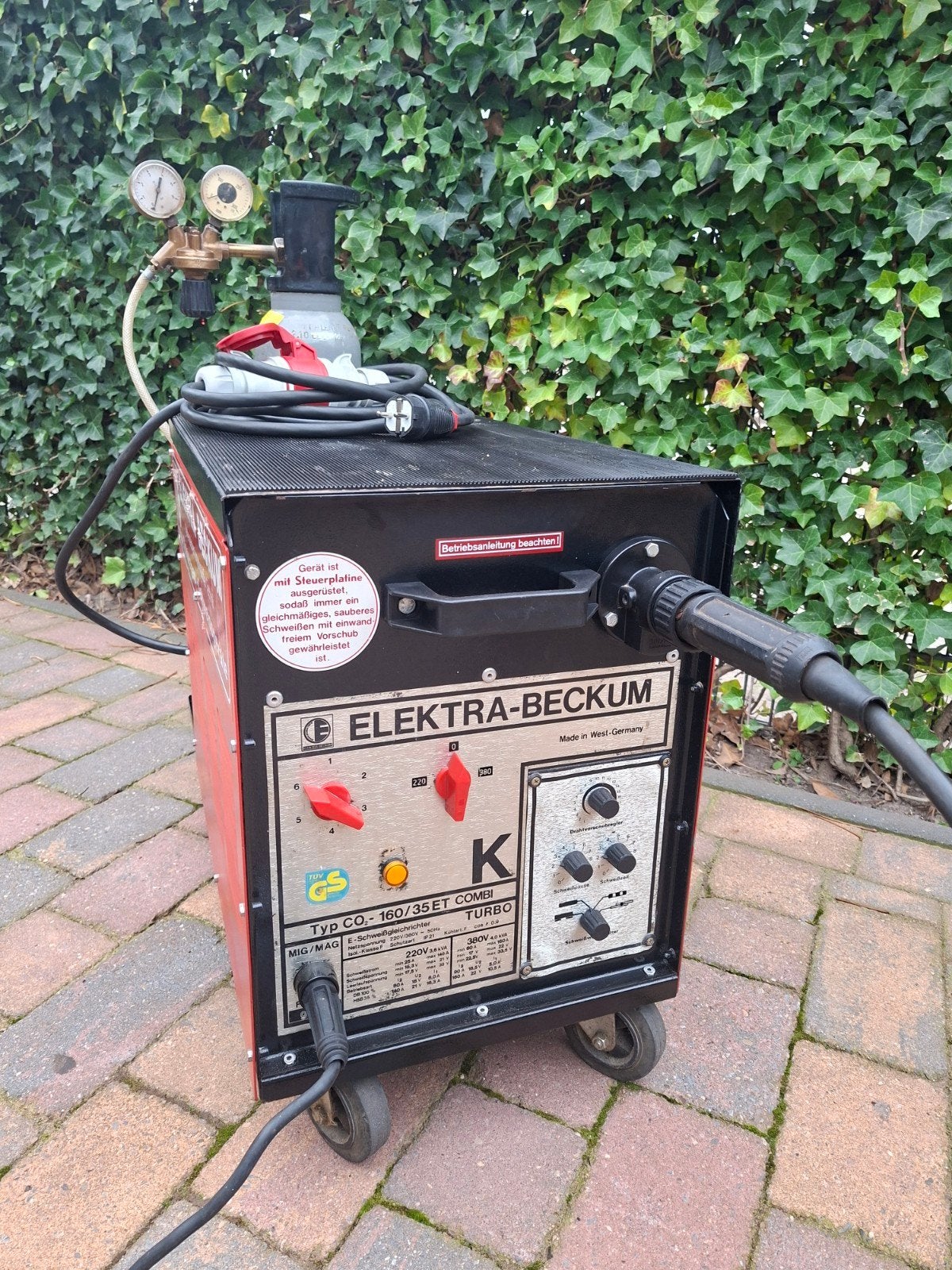 zeer Complete lasapparaat co2 mig mag combi machine, Ophalen, Gebruikt