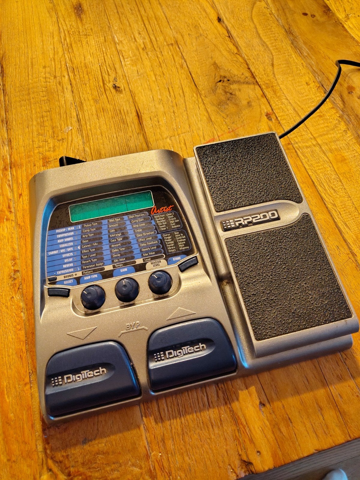 DigiTech RP200 Multi-effect Gitaarpedaal, Ophalen, Gebruikt, Delay of Echo