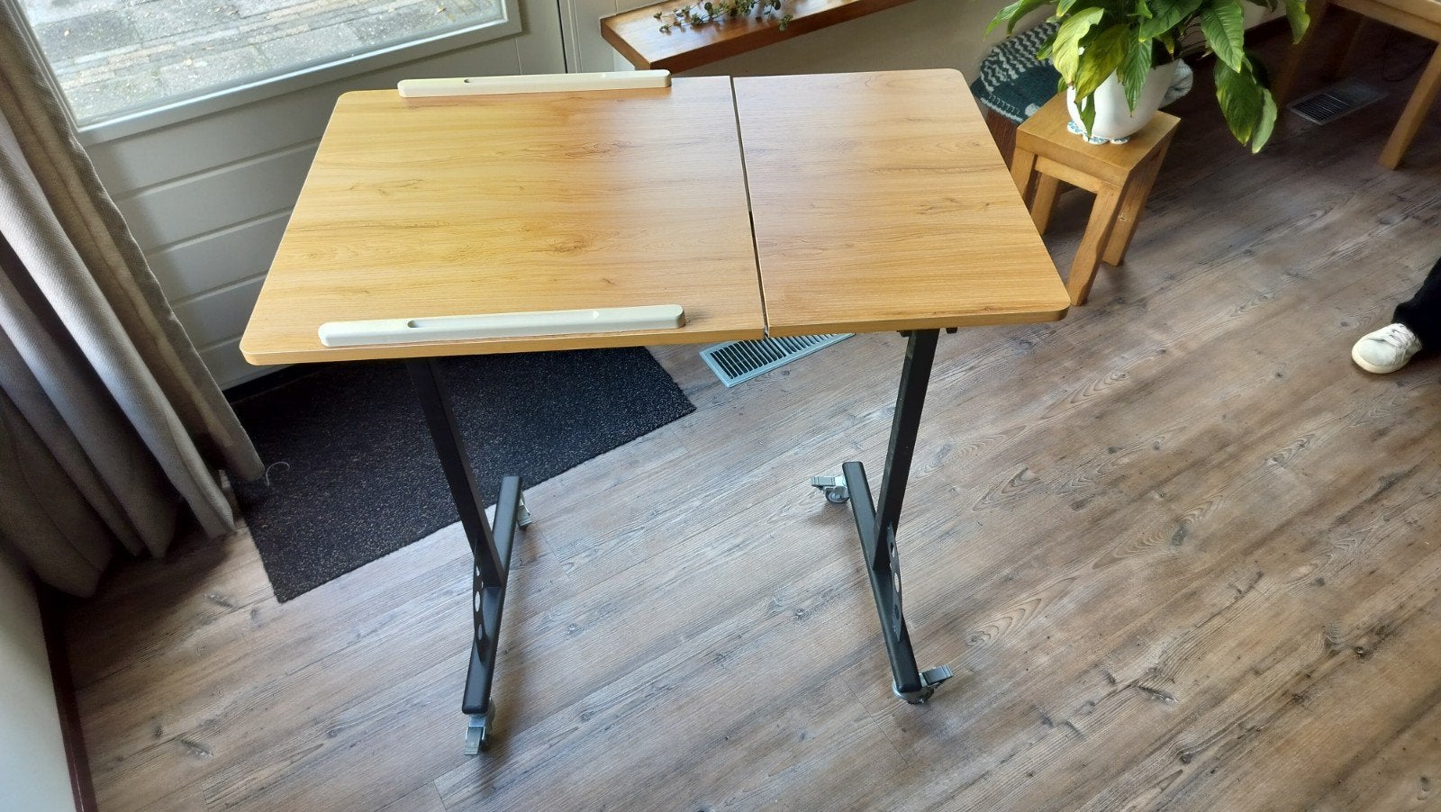 Verstelbare Laptop/Puzzeltafel - Ideaal voor Lezen, Gebruikt, Modern, functioneel, Ophalen of Verzenden, 75 cm of meer