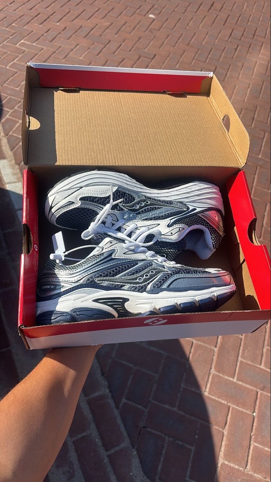 Saucony Omni 9 sneakers - Maat 40/44, Ophalen of Verzenden, Nieuw, Blauw, Sneakers of Gympen
