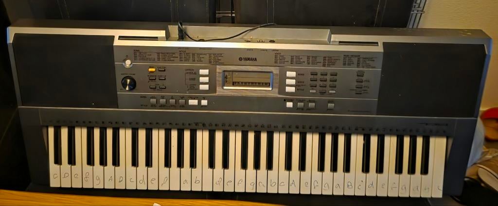 Yamaha electric key board in new condition, hardly used., Ophalen, Zo goed als nieuw, 61 toetsen, Yamaha