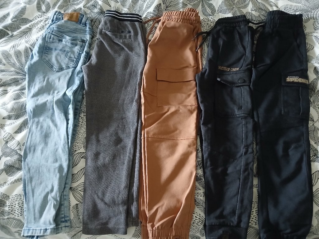 5 broeken maat 116 en 122, Broek, WE, Ophalen of Verzenden, Zo goed als nieuw