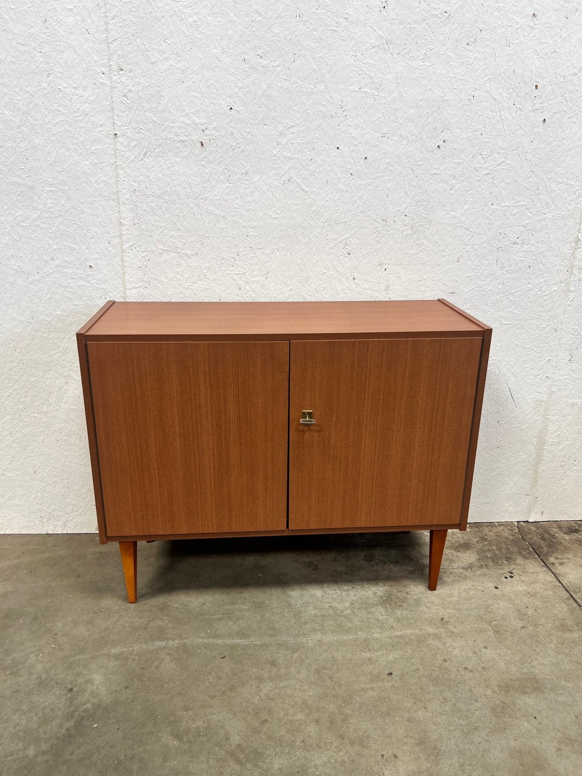 Vintage kastje / dressoirtje, hout 1980’s, Huis en Inrichting, Kasten | Dressoirs, Vintage, Mcm, midcentury, Onbekend, Onbekend
