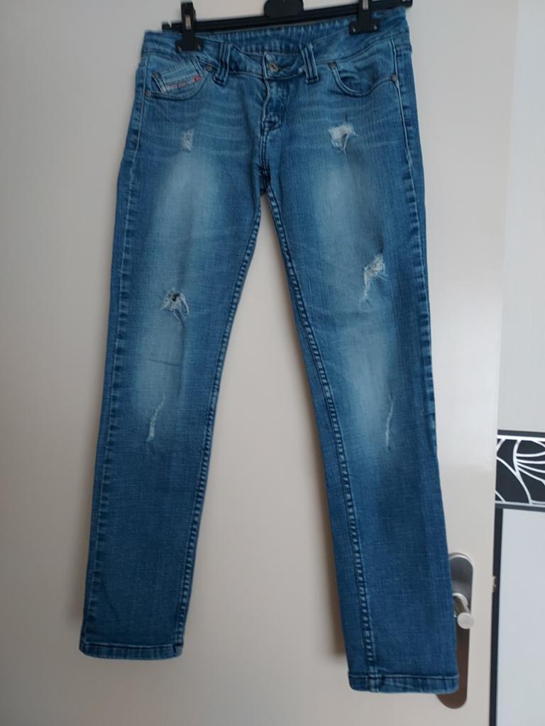 Diesel spijkerbroek maat W33, Blauw, Ophalen of Verzenden, Zo goed als nieuw, Diesel