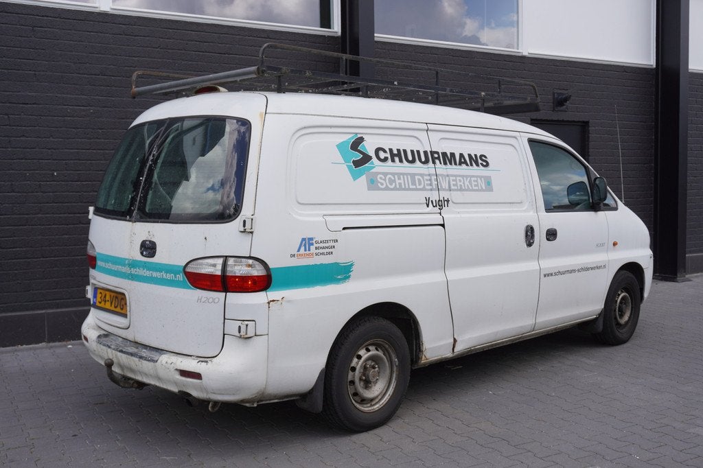 Hyundai H200 2.5 TCI 100PK L2 - Imperiaal - Trekhaak - Radio, Auto's, 1786 kg, Gebruikt, 4 cilinders, 700 kg
